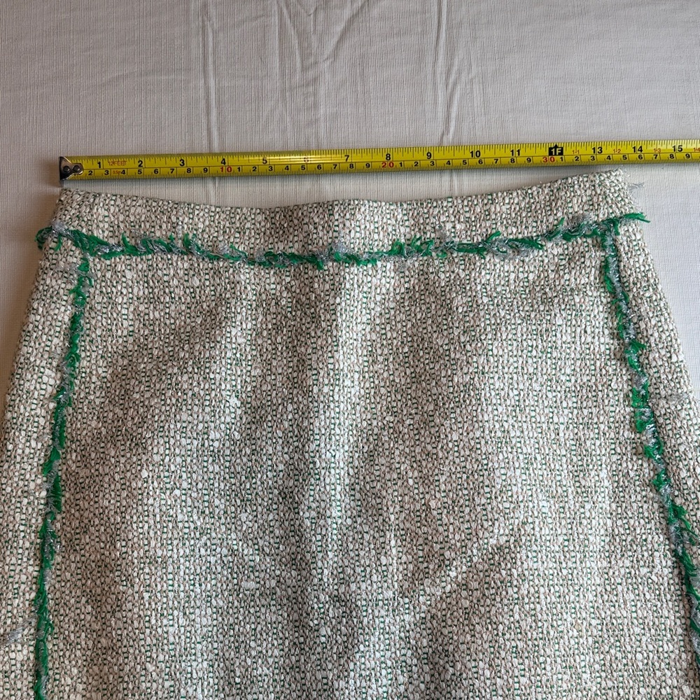 J. Crew Women's Cream Green Trim Tweed Mini Skirt Lined Back Zip Size 00 - Picture 7 of 15